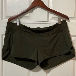 Lululemon size 12 shorts